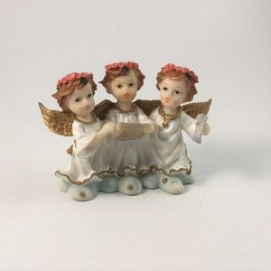 Christmas Angels Singing Statue
